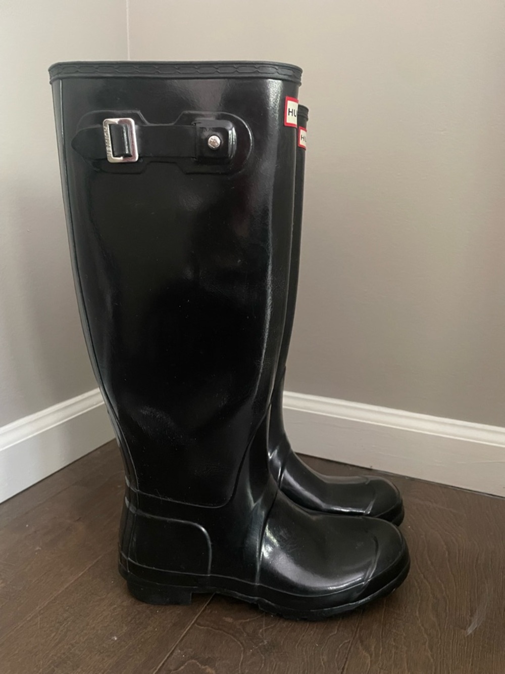HUNTER Womens Black Rubber Rain BOOTS Original Tall Size 8 Gloss EUC Worn Once